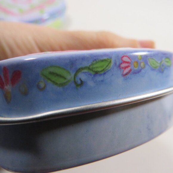 Brighton Embossed Pink Heart with Vines (2) Tins (small & large) LIKE NEW - Picture 3 of 8